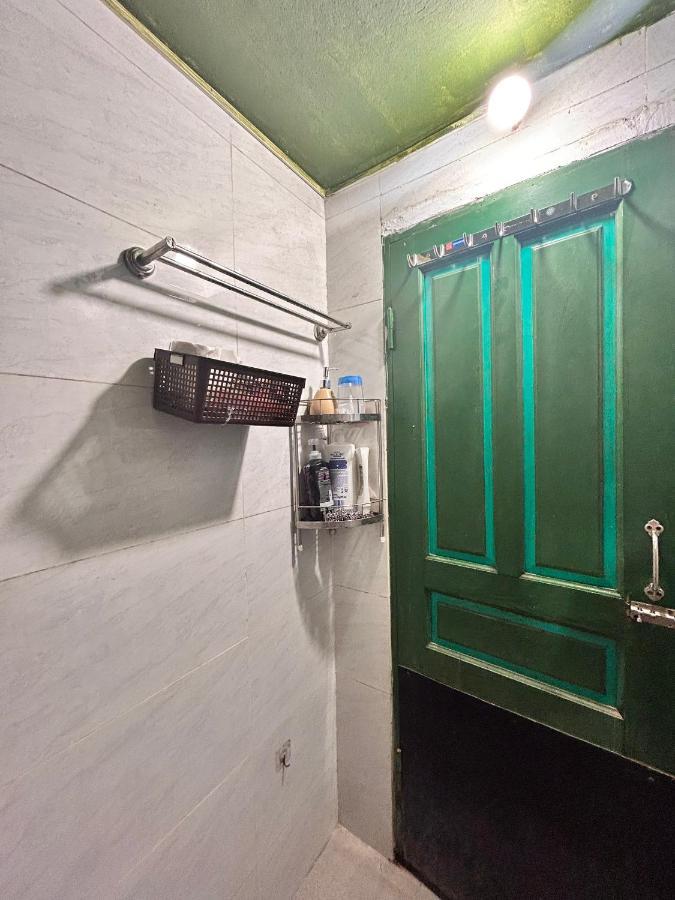 Anchie Home Ly Nam De- Ha Noi Train Street- Ha Noi Old Quarter هانوي المظهر الخارجي الصورة